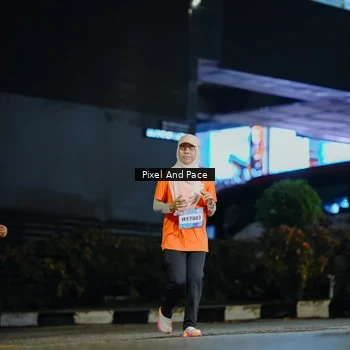 Runner Photo 7774537