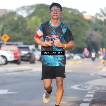 Runner Photo 7774543