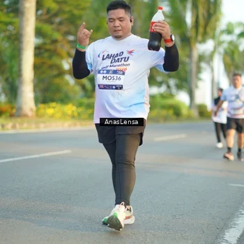 Runner Photo 7774548