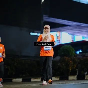 Runner Photo 7774550