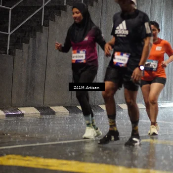 Runner Photo 7774553