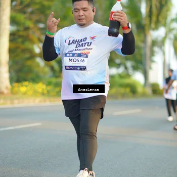 Runner Photo 7774555