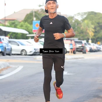 Runner Photo 7774571