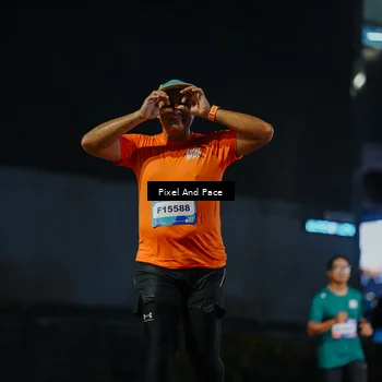 Runner Photo 7774585