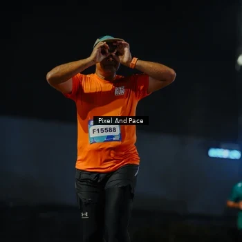 Runner Photo 7774590