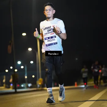 Runner Photo 7774593