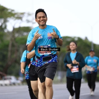 Runner Photo 7774610