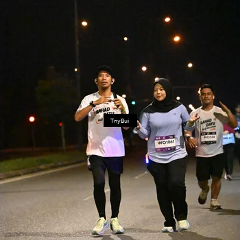 Runner Photo 7774633