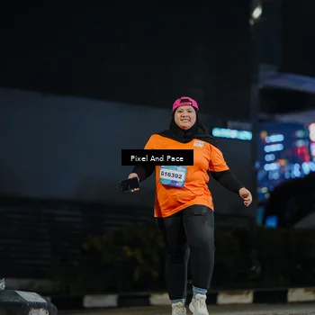 Runner Photo 7774657