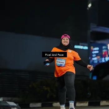 Runner Photo 7774659