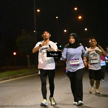 Runner Photo 7774662