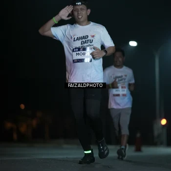 Runner Photo 7774664