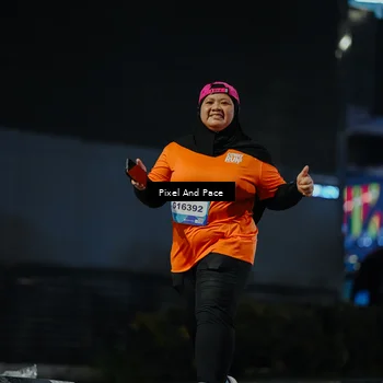 Runner Photo 7774685
