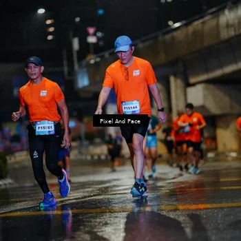 Runner Photo 7774695