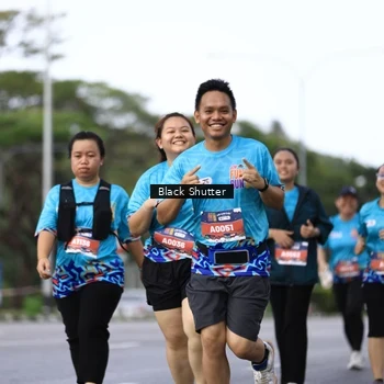 Runner Photo 7774698