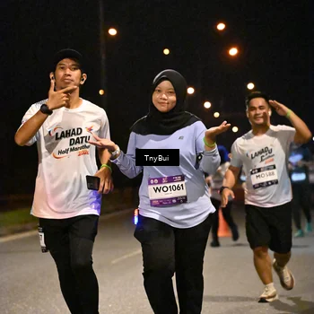 Runner Photo 7774707