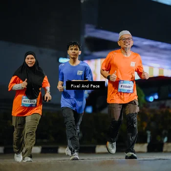 Runner Photo 7774731