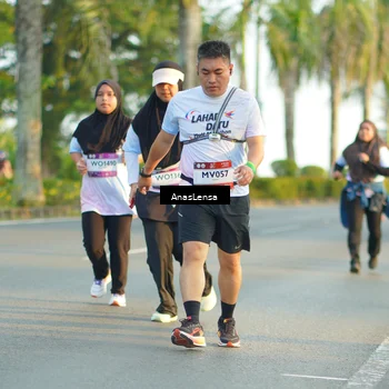 Runner Photo 7774735