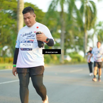Runner Photo 7774742