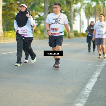 Runner Photo 7774798