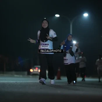 Runner Photo 7774802