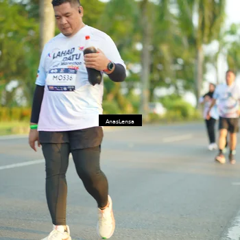 Runner Photo 7774803