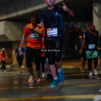 Runner Photo 7774811