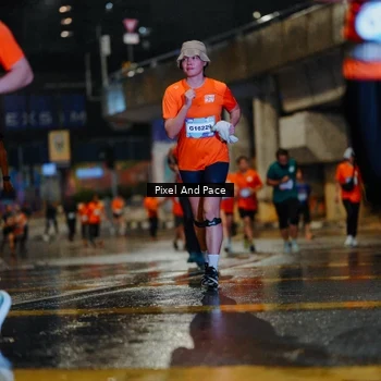 Runner Photo 7774831