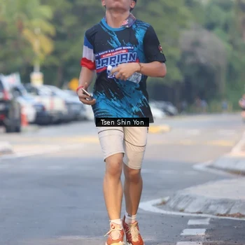 Runner Photo 7774835