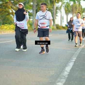 Runner Photo 7774853