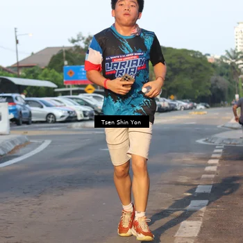 Runner Photo 7774873