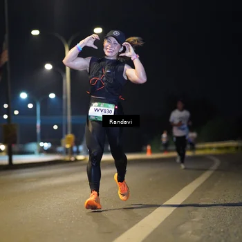 Runner Photo 7774875