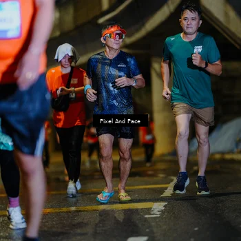 Runner Photo 7774880