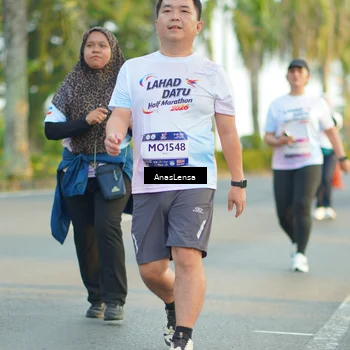 Runner Photo 7774887
