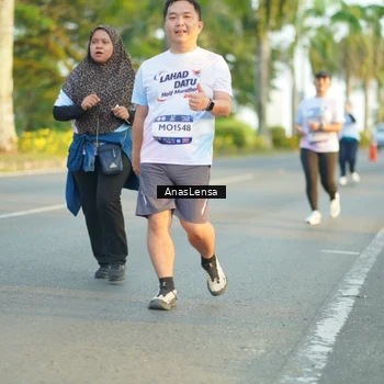 Runner Photo 7774904