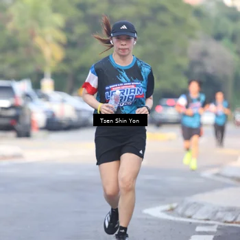 Runner Photo 7774925
