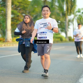 Runner Photo 7774926
