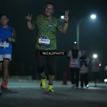 Runner Photo 7774937