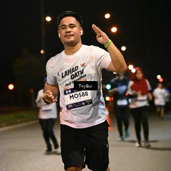 Runner Photo 7774940