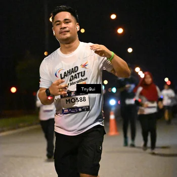 Runner Photo 7774943