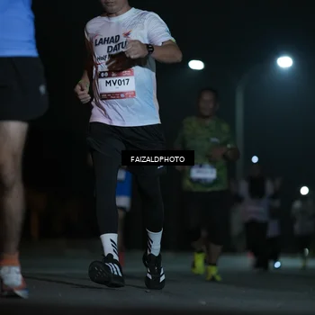 Runner Photo 7774945