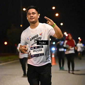 Runner Photo 7774953