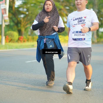 Runner Photo 7774958
