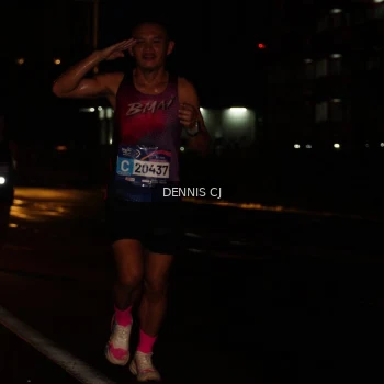 Runner Photo 777500