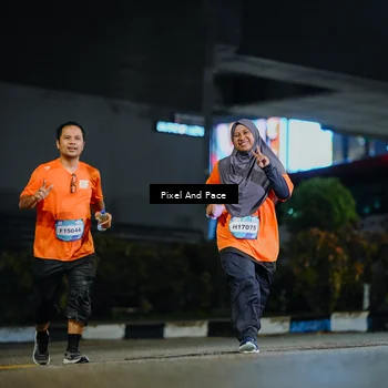 Runner Photo 7775002