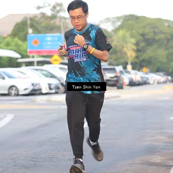 Runner Photo 7775015