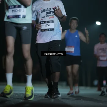 Runner Photo 7775017