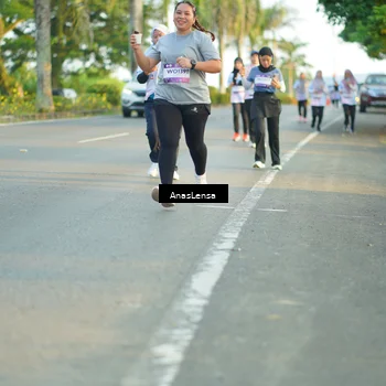 Runner Photo 7775028