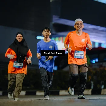 Runner Photo 7775035
