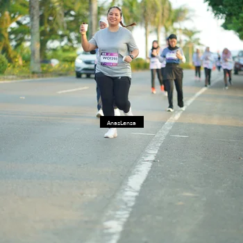Runner Photo 7775036
